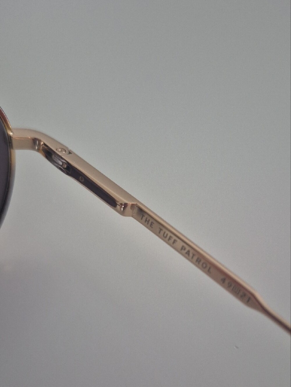NWOT Crap Eyewear - Round Light Tortoiseshell Frame Sunglasses with Gold Accents - Picture 13 of 16